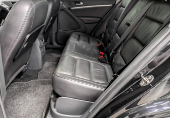 Подержанный автомобиль Volkswagen Tiguan 2012 года (11 фото)