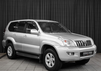 Подержанный автомобиль Toyota Land Cruiser Prado 2005 года (3 фото)