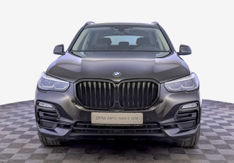 Подержанный автомобиль BMW X5 2018 года (2 фото)