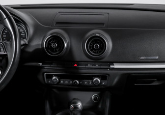 Подержанный автомобиль Audi A3 Sedan 2019 года (13 фото)