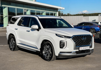Подержанный автомобиль Hyundai Palisade 2021 года (3 фото)