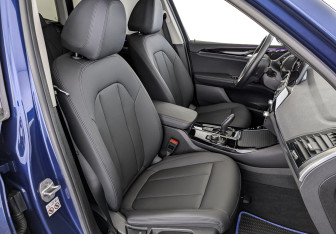 Подержанный автомобиль BMW X3 2020 года (23 фото)