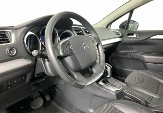 Подержанный автомобиль Citroen C4 Sedan 2020 года (9 фото)