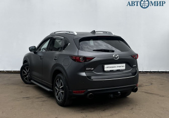 Подержанный автомобиль Mazda CX-5 2017 года (7 фото)