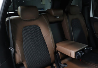 Подержанный автомобиль Mercedes-Benz GLB 2021 года (20 фото)