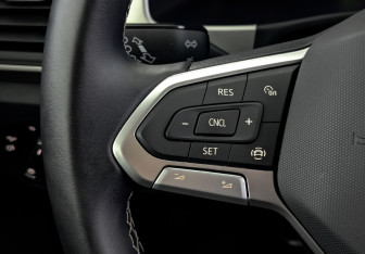 Подержанный автомобиль Volkswagen Teramont 2023 года (27 фото)