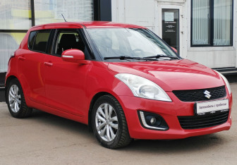 Подержанный автомобиль Suzuki Swift Hatchback 2013 года (3 фото)