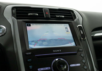 Подержанный автомобиль Ford Mondeo Sedan 2019 года (9 фото)