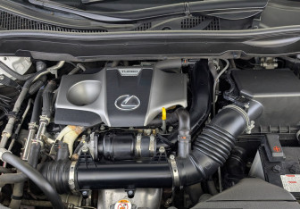 Подержанный автомобиль Lexus RX 2021 года (9 фото)