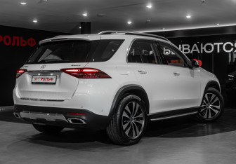 Новый Mercedes-Benz GLE 2025 (4 фото)