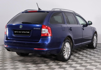 Подержанный автомобиль Skoda Octavia Wagon 2013 года (3 фото)