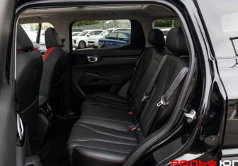 Подержанный автомобиль Haval H3 2024 года (8 фото)