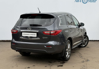 Подержанный автомобиль Infiniti QX60 2014 года (5 фото)