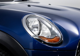 Подержанный автомобиль MINI Hatch 2017 года (17 фото)