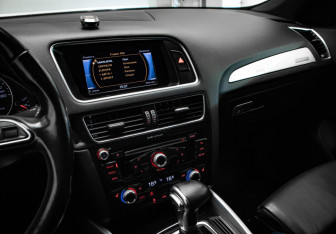 Подержанный автомобиль Audi Q5 2013 года (16 фото)