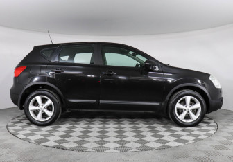 Подержанный автомобиль Nissan Qashqai 2008 года (4 фото)