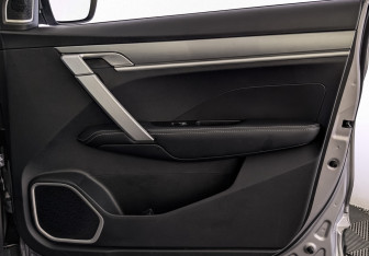 Подержанный автомобиль Geely Coolray 2023 года (25 фото)