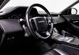Подержанный автомобиль Land Rover Range Rover Evoque 2019 года (13 фото)