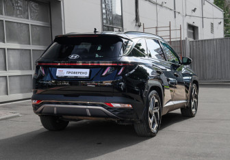 Подержанный автомобиль Hyundai Tucson 2022 года (4 фото)
