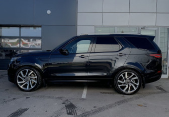 Подержанный автомобиль Land Rover Discovery 2019 года (4 фото)