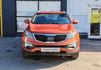 Подержанный автомобиль Kia Sportage 2011 года (2 фото)