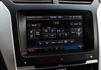 Подержанный автомобиль Ford Explorer 2014 года (18 фото)