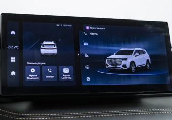 Подержанный автомобиль Geely Okavango 2023 года (19 фото)