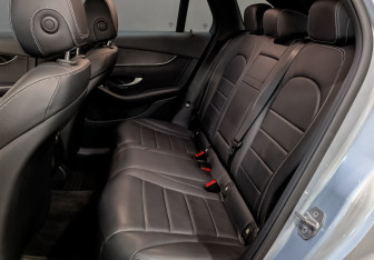 Подержанный автомобиль Mercedes-Benz GLC Coupe 2018 года (18 фото)