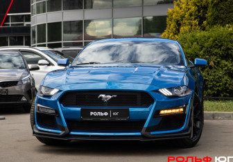 Подержанный автомобиль Ford Mustang Coupe 2019 года (15 фото)