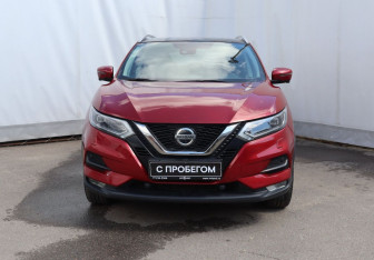 Подержанный автомобиль Nissan Qashqai 2020 года (2 фото)