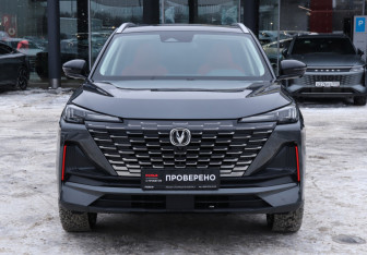 Подержанный автомобиль Changan CS55PLUS 2023 года (2 фото)