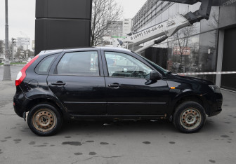 Подержанный автомобиль LADA (ВАЗ) Kalina Hatchback 2013 года (4 фото)