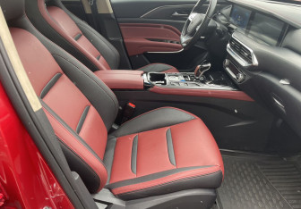 Подержанный автомобиль FAW Bestune T77 2022 года (9 фото)