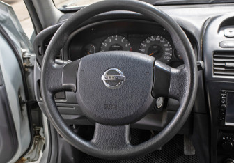 Подержанный автомобиль Nissan Almera Classic 2006 года (16 фото)