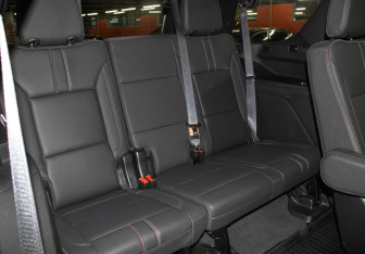 Подержанный автомобиль Chevrolet Tahoe 2024 года (25 фото)