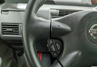 Подержанный автомобиль Nissan X-Trail 2006 года (27 фото)