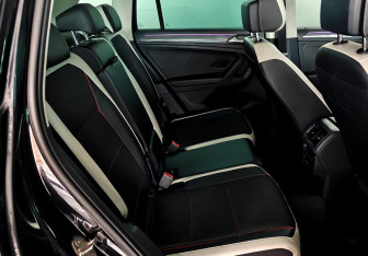 Подержанный автомобиль Volkswagen Tiguan 2021 года (14 фото)