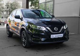 Подержанный автомобиль Nissan Qashqai 2020 года (3 фото)