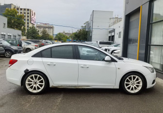 Подержанный автомобиль Chevrolet Cruze Sedan 2012 года (4 фото)