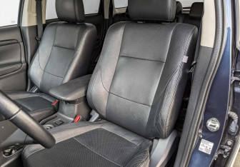 Подержанный автомобиль Mitsubishi Outlander 2016 года (20 фото)