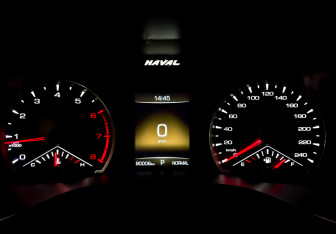 Подержанный автомобиль Haval Jolion 2023 года (12 фото)