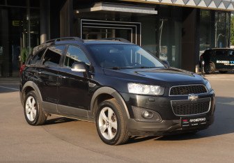 Подержанный автомобиль Chevrolet Captiva 2014 года (3 фото)