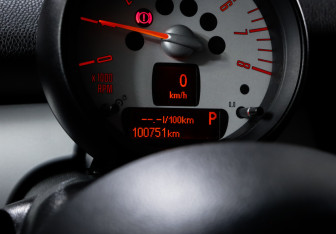 Подержанный автомобиль MINI Clubman Hatchback 2012 года (10 фото)