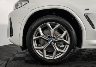 Подержанный автомобиль BMW X3 2022 года (7 фото)