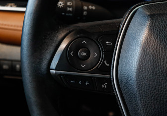 Подержанный автомобиль Toyota Camry Sedan 2022 года (27 фото)