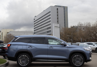 Подержанный автомобиль Jetour X90 2024 года (3 фото)