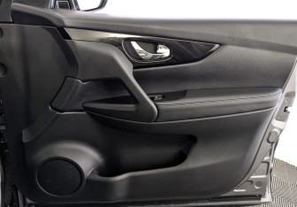 Подержанный автомобиль Nissan Qashqai 2021 года (24 фото)