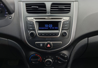 Подержанный автомобиль Hyundai Solaris Sedan 2016 года (14 фото)