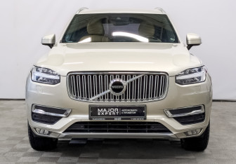 Подержанный автомобиль Volvo XC90 2017 года (2 фото)