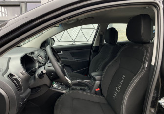 Подержанный автомобиль Kia Sportage 2011 года (19 фото)